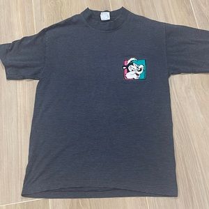 Pepé Le Pew med vintage shirt warner brothers